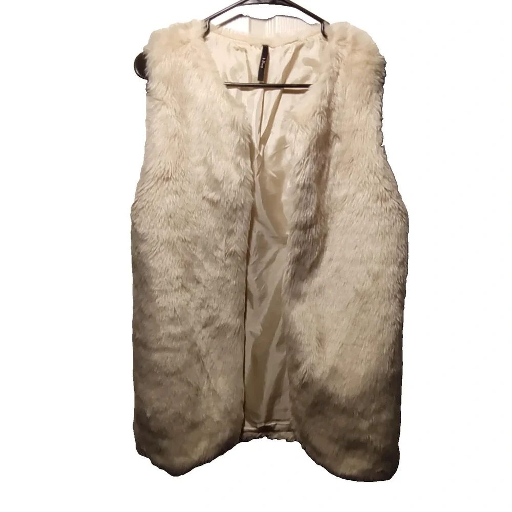 B-Sharp Womens Faux Fur Vest LARGE Round‎ Neckline Barbiecore H54